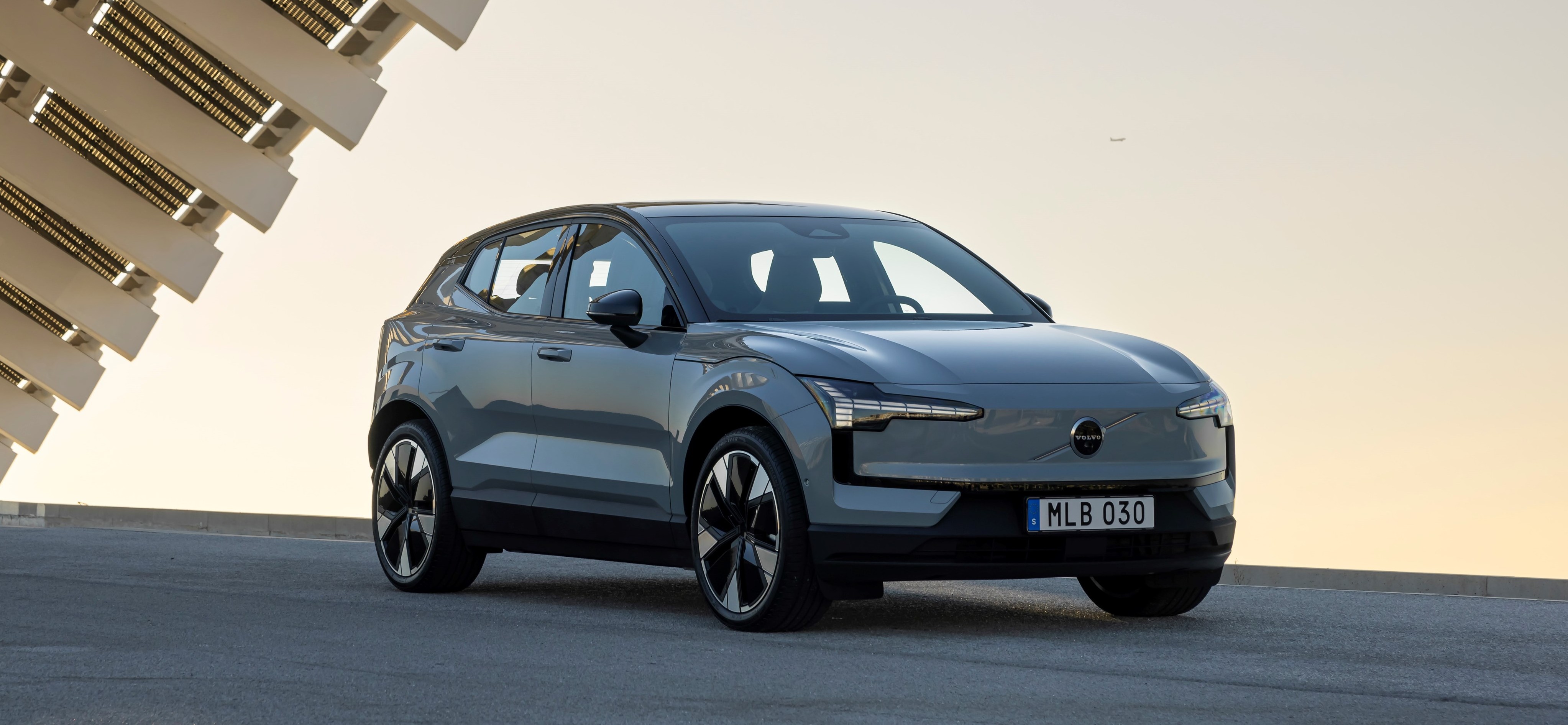 Volvo EX30 — imagem 1 de 2