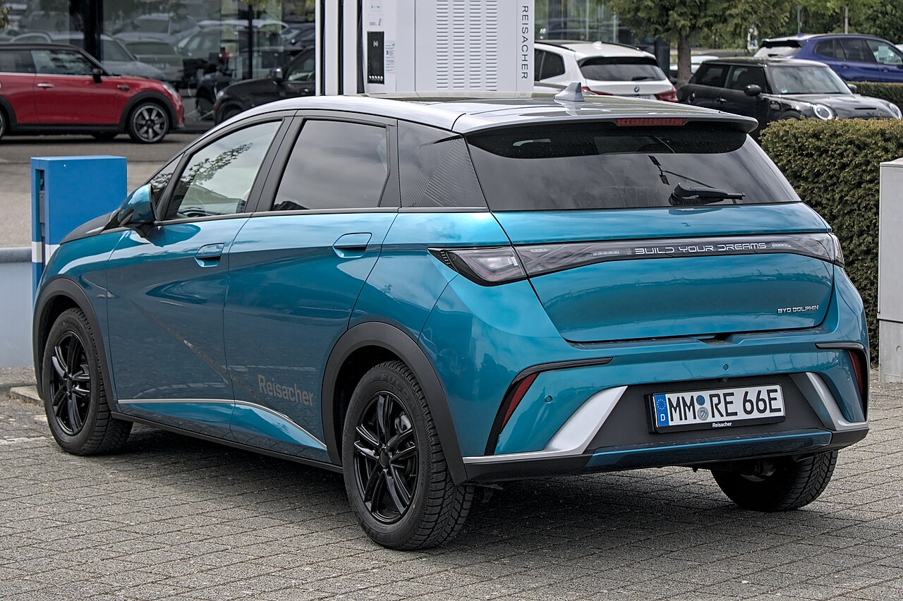 BYD Dolphin — imagem 1 de 4